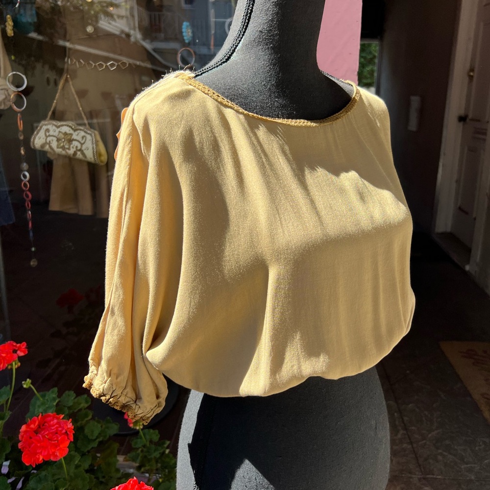 Jen’s Pirate Booty - Elastic Cropped Tee ✨